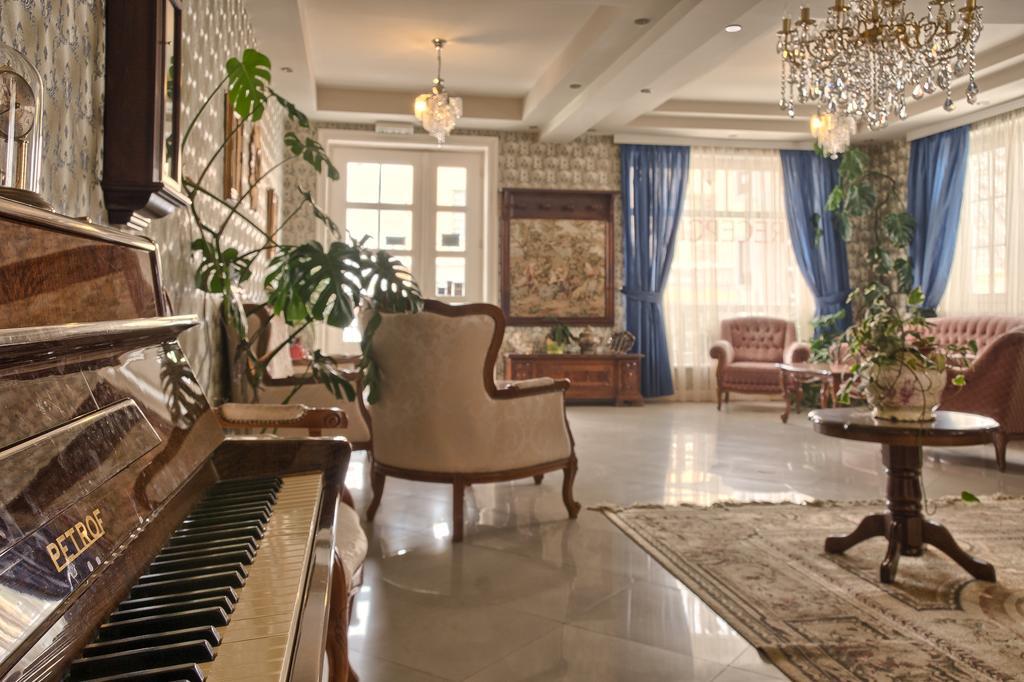 Hotel Kralj Vrnjacka Banja Ngoại thất bức ảnh